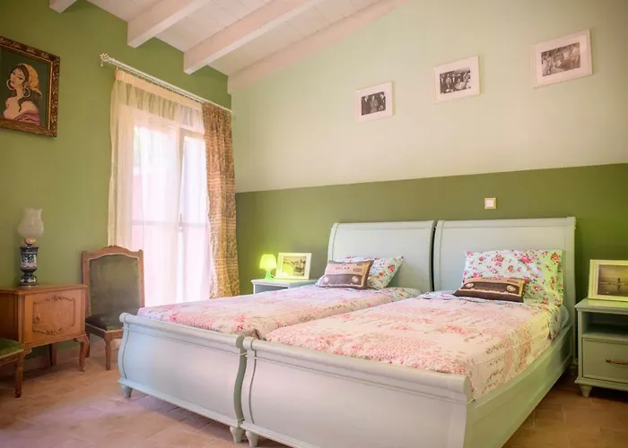 Villa Nitsa *